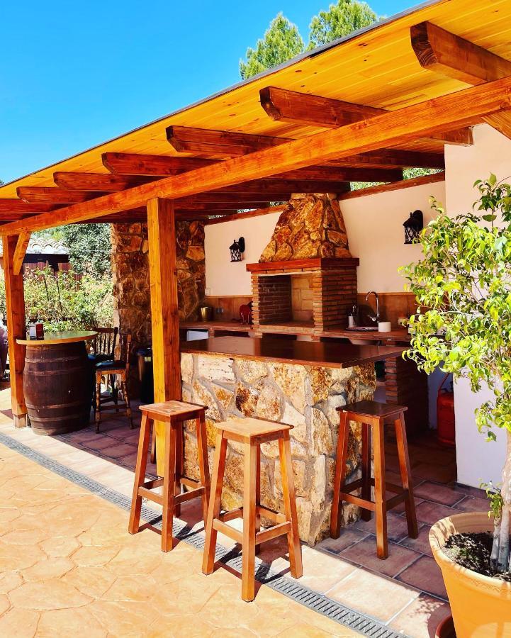 Вілла Cortijo El Alcornocal Малага Екстер'єр фото